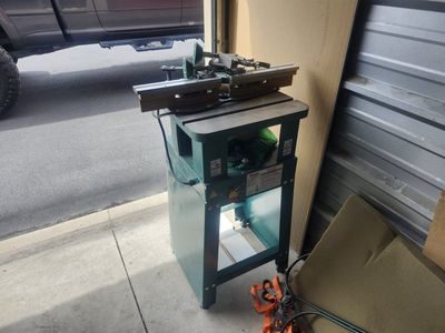 Grizzly Industrial G0510Z 1 HP Induction Motor Shaper - 120V 13A