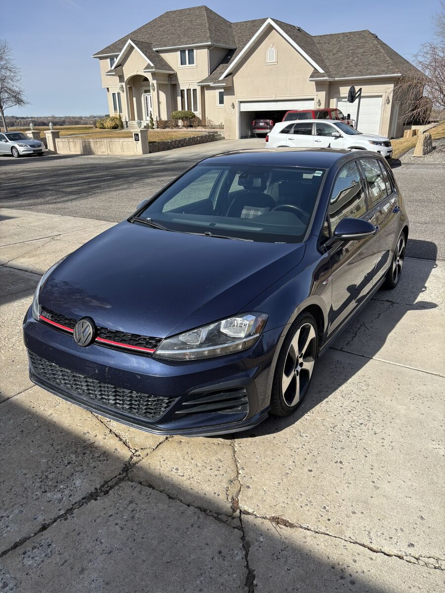 2018 VOLKSWAGEN GOLF GTI S