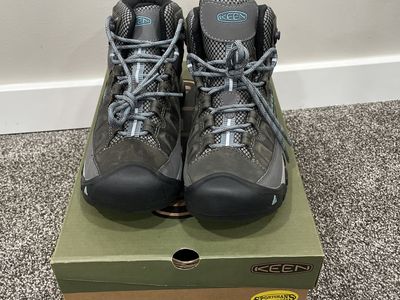 Womens Hiking Boot