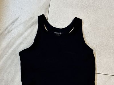 Old Navy Active Size 8 Go Dry Long Line Tank Top