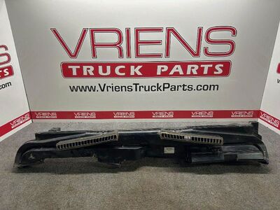 Kenworth Defrost Cab Upper Duct Assembly, Part # F66-1649-013