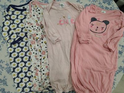 4 size 0-6 month Cotton Long-Sleeve Sleepwear, open bottem