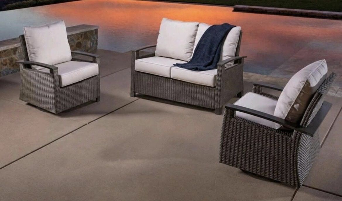 Grand leisure las palmas 2 loveseats and swivel chairs Wicker Patio Sofa & Chairs Set - All-Weather Resin Wicker with Cushion