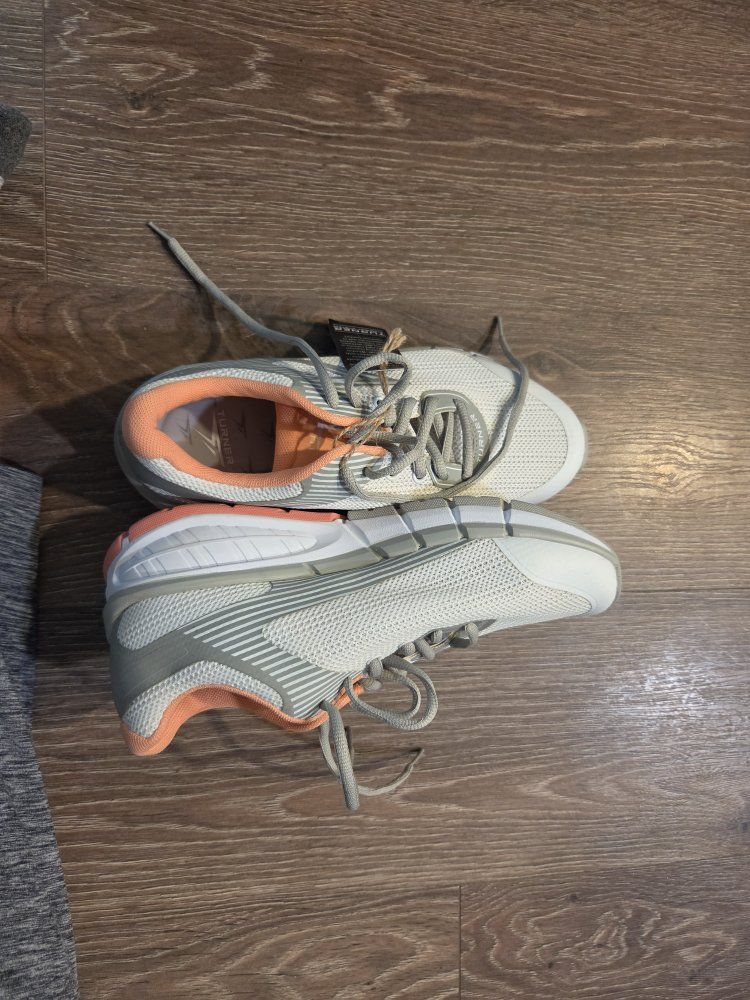 Turner Women's Performance Running Shoes - Grey/Peach, Size 9