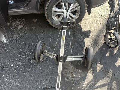 Bag boy push cart golf
