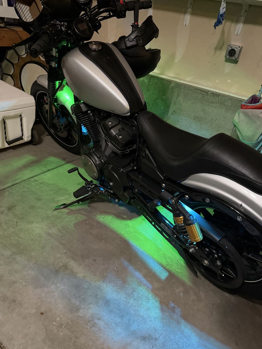 Clean Amazing!!!!  2015 Yamaha bolt Rspec 950cc