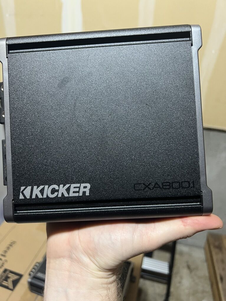 Kicker CXA 800.1 Car Audio Subwoofer Amplifier