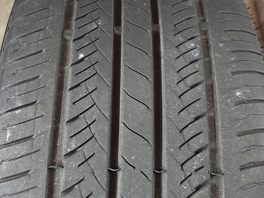 Main image 3