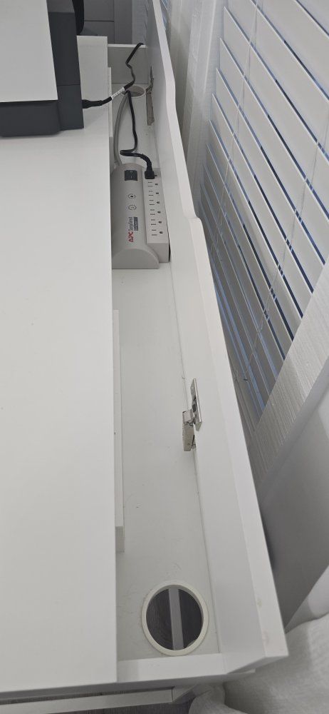 Main image 5