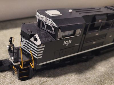 lionel SD70 S gauge locomotive 300 obo