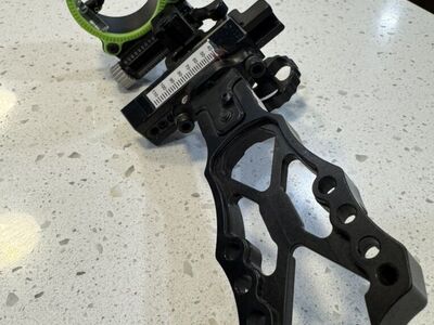 BLACK GOLD BOW SIGHT TWO PIN SLIDER