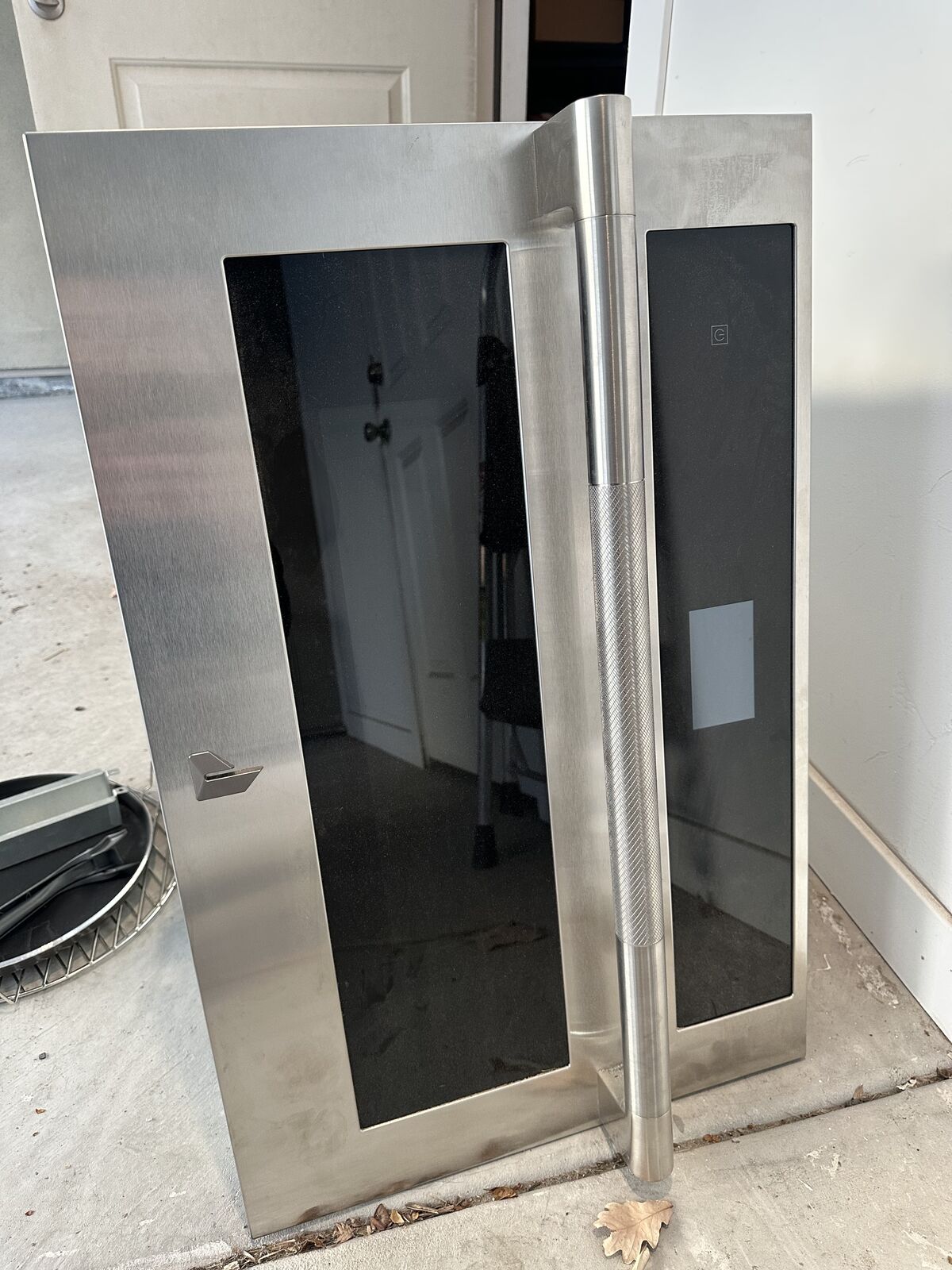 RISE Jennair NEVER used microwave oven