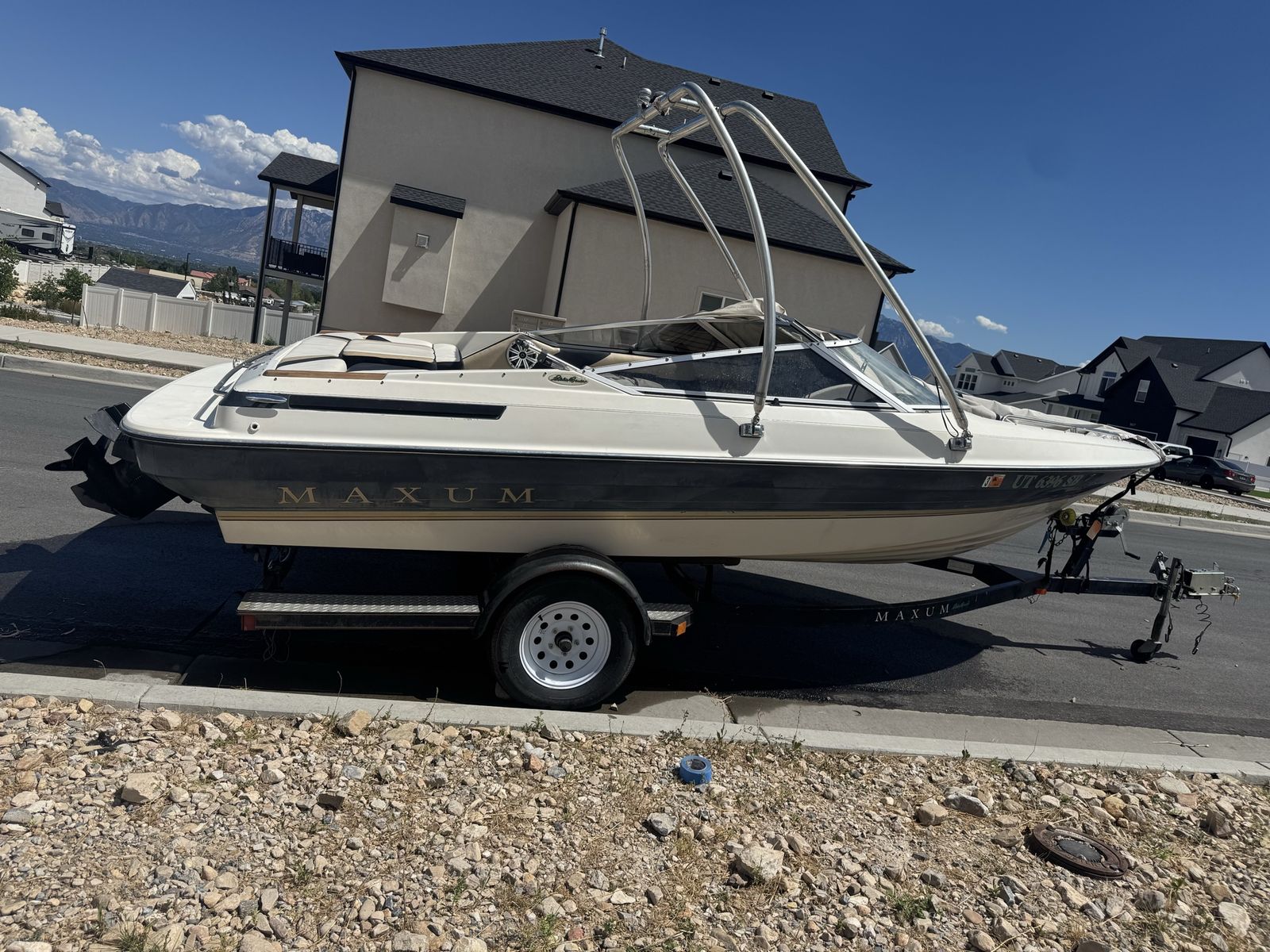1992 Maxum Eddie Bauer Edition 