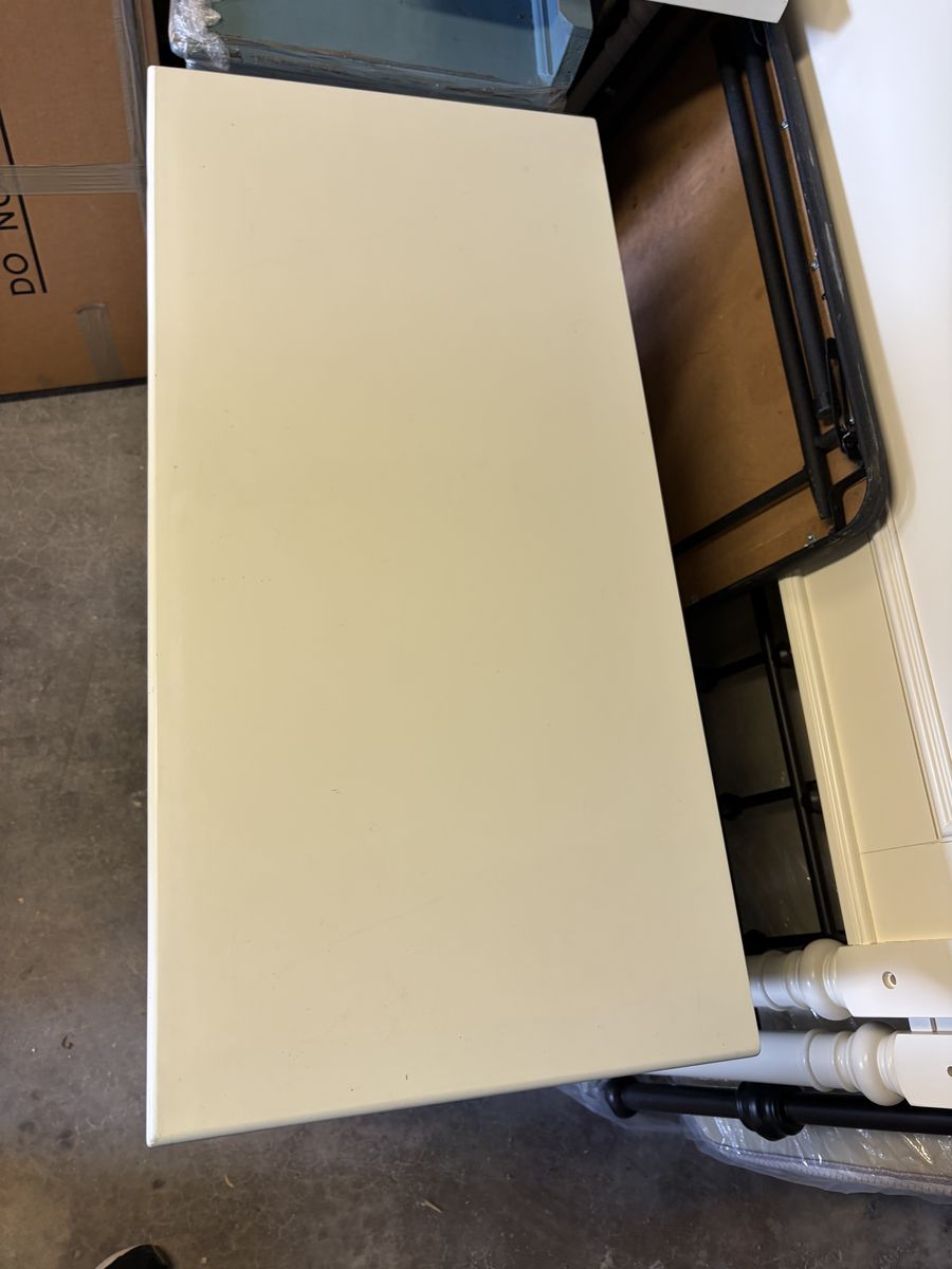Main image 6