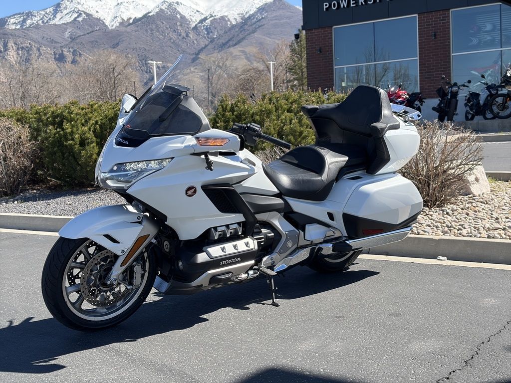 2018 Honda® Gold Wing Tour Automatic DCT Candy Ardent Red
