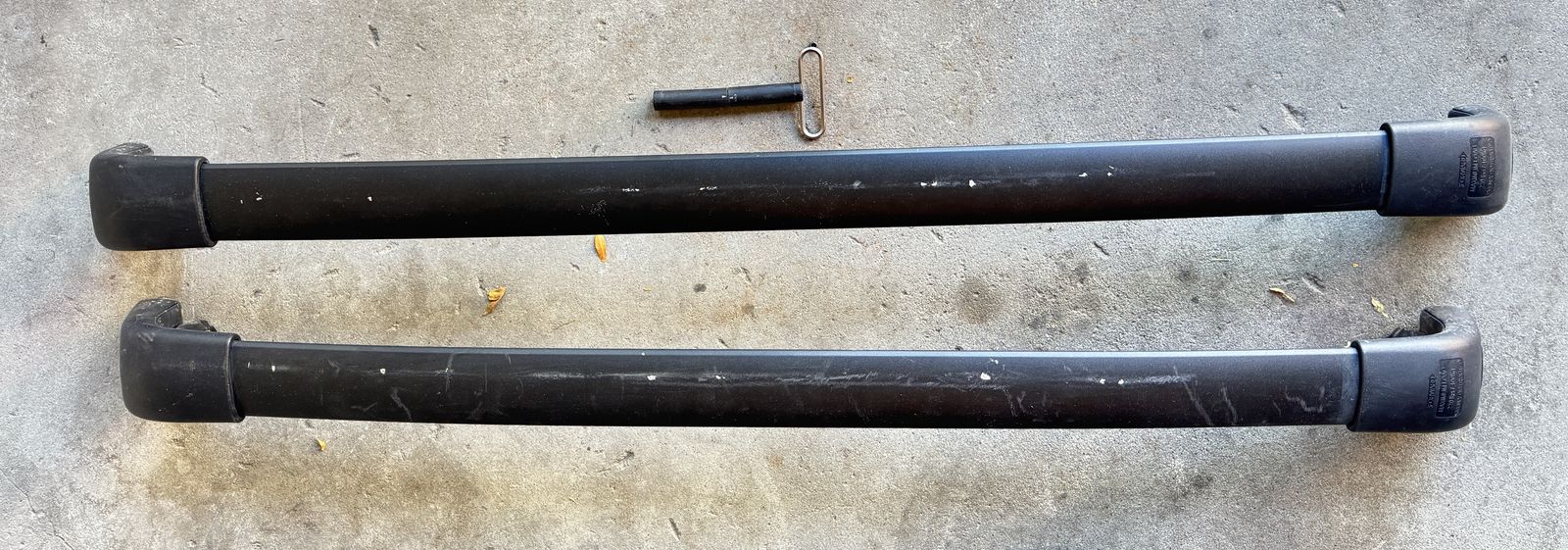 2018 OEM Hyundai Tuscon Cross Bars. $100