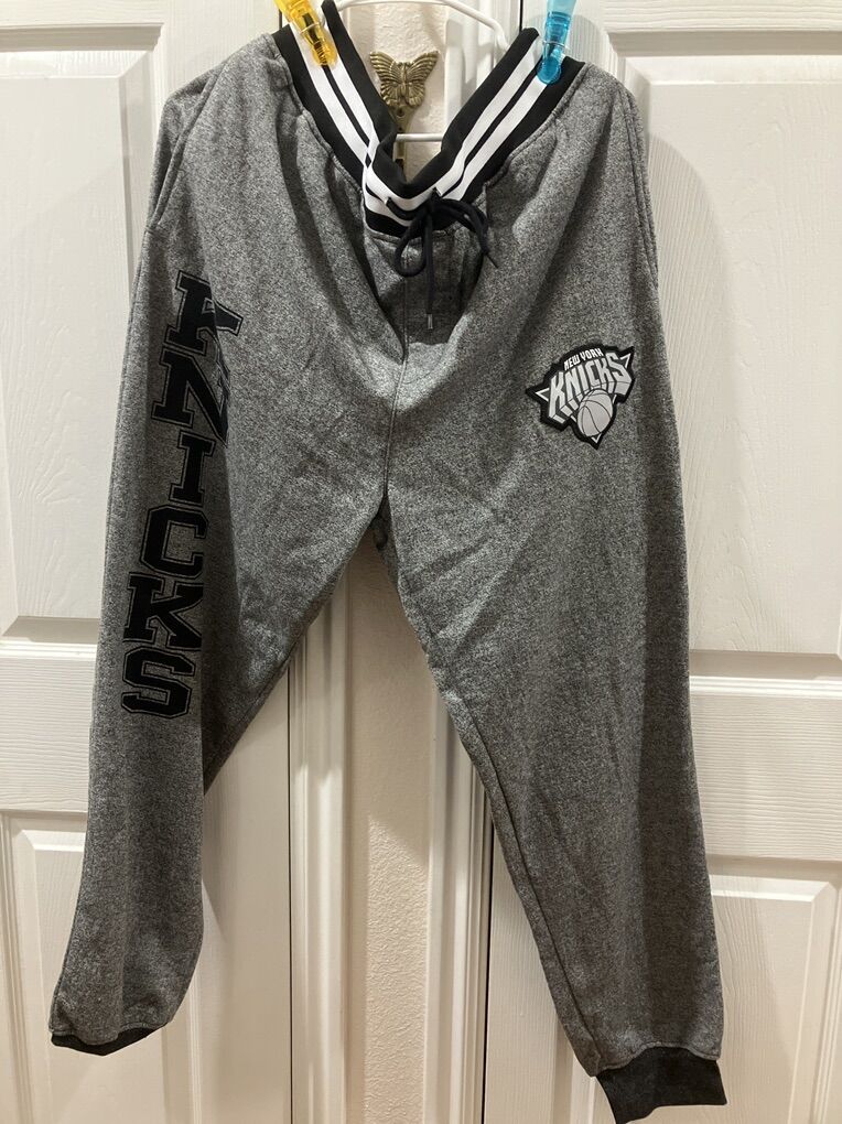 NBA Gray New York Knicks Sweat Pants