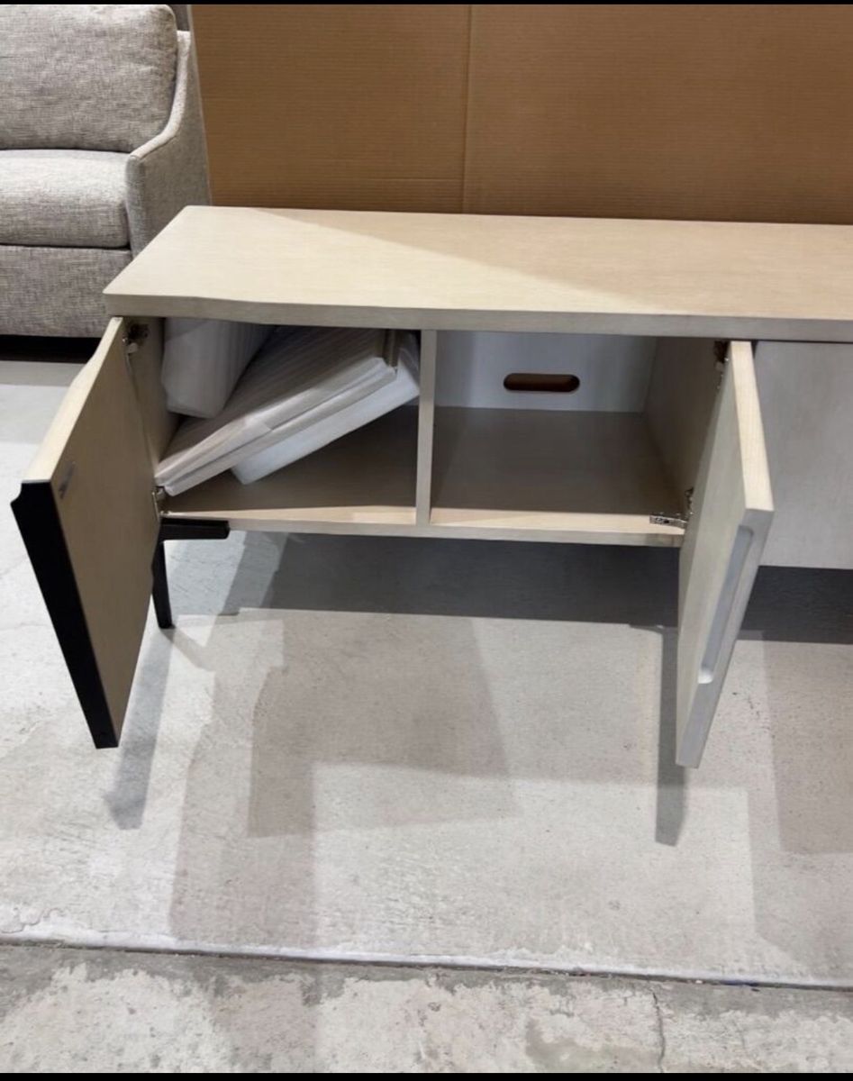 Atelier Purcell Khepera Console/Entertainment Tabl