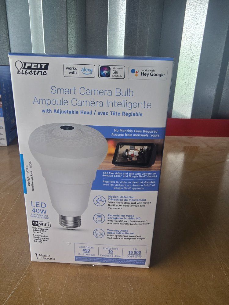 Feit Electric Smart Indoor Wi-Fi Bulb Camera 1080p Motion Audio Alexa/Google
