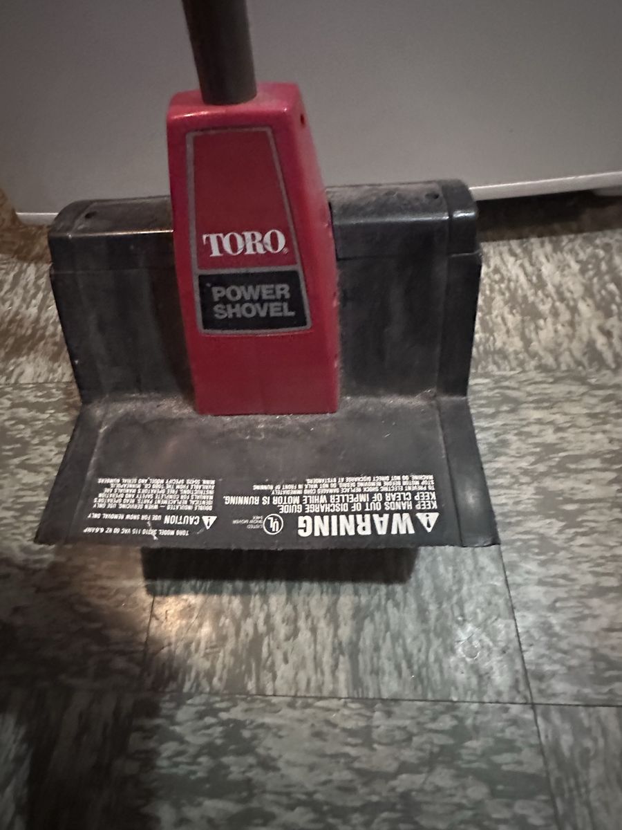 Toro Power Shovel Electric Snow Blower Model 38310