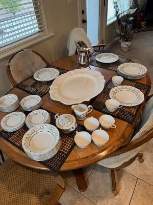 Fine China – Japan, Harmony House