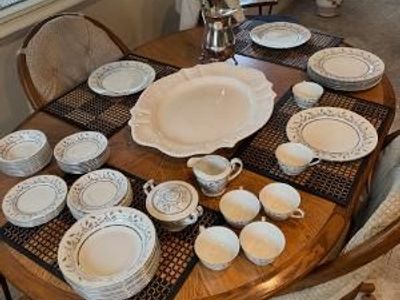 Fine China – Japan, Harmony House