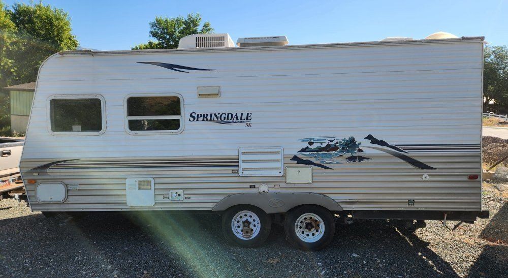 2006 Keystone Springdale travel trailer