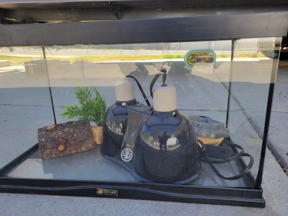 Reptile,crab or Fish Tank with Accessories