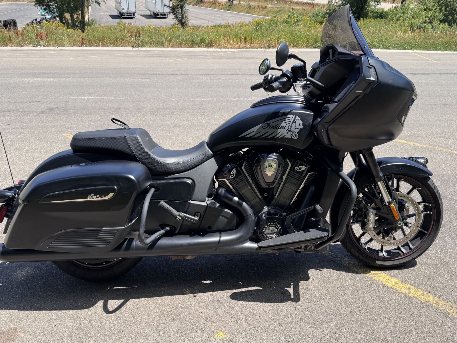 2020 Indian Challenger Dark Horse – Only 7,000 Miles – Excellent Condition