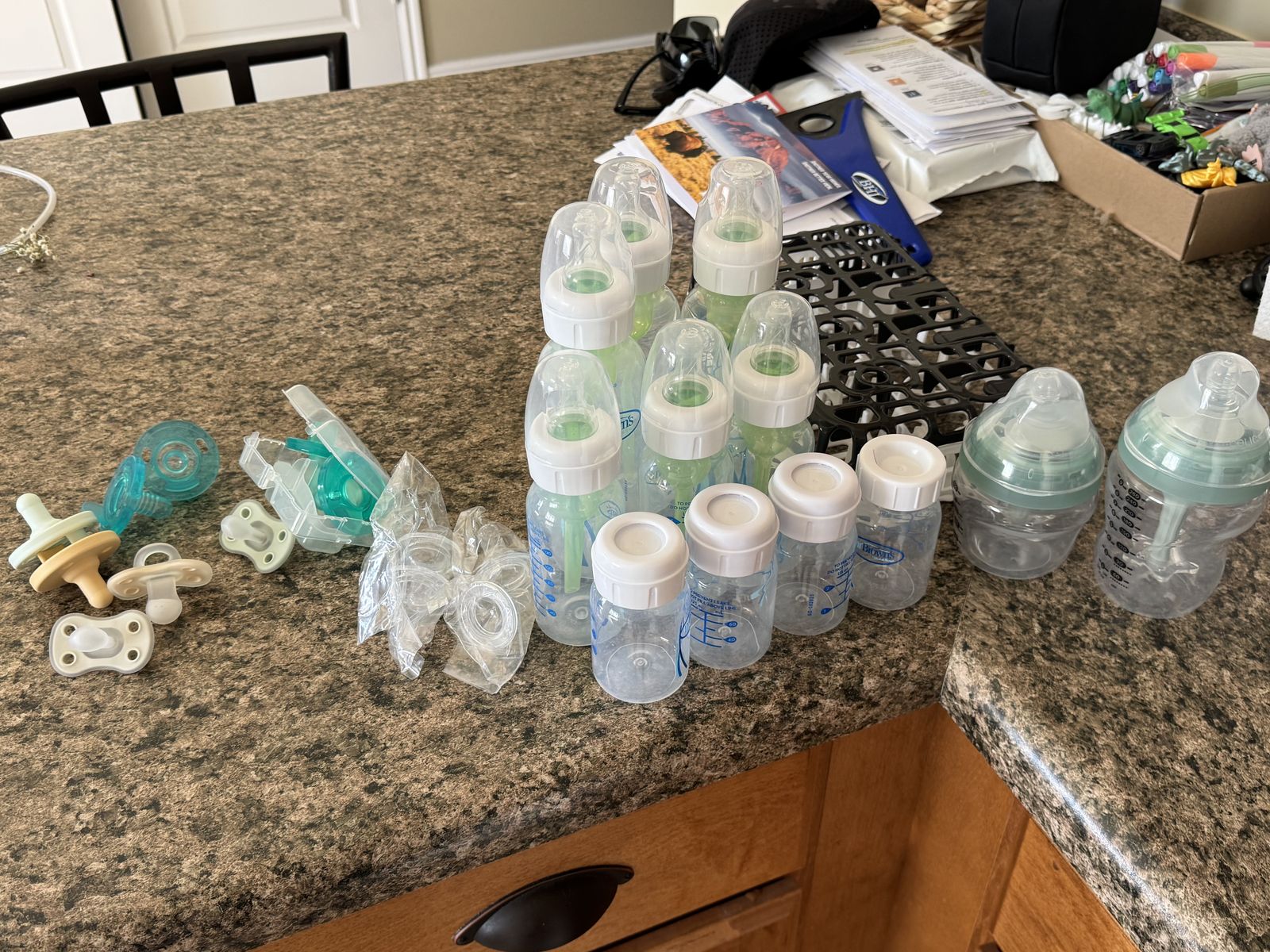 Baby Bottles & Pacifiers