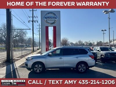 2020 NISSAN PATHFINDER S