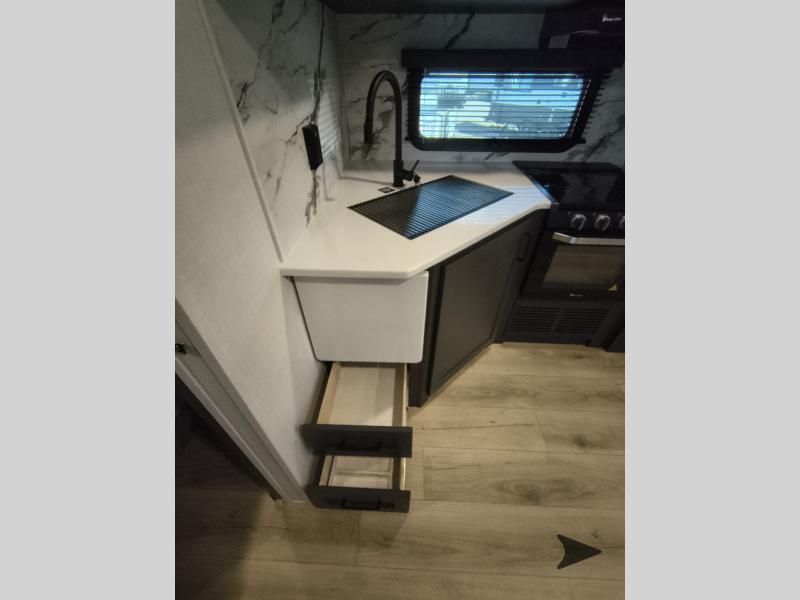 Main image 22