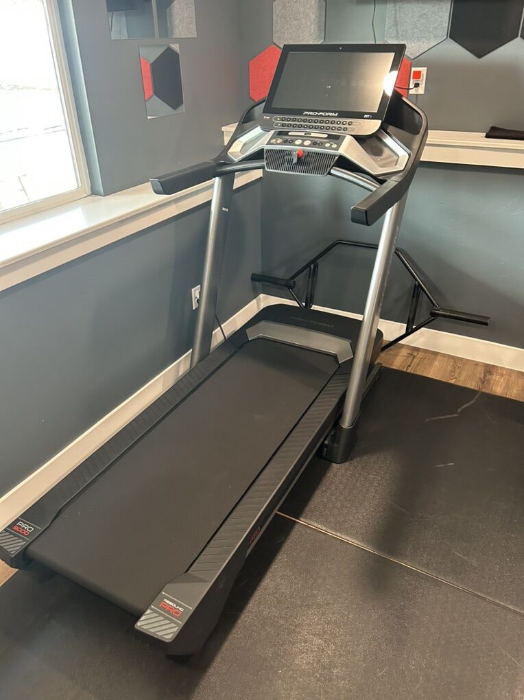 Pro-Form 9000 Treadmill