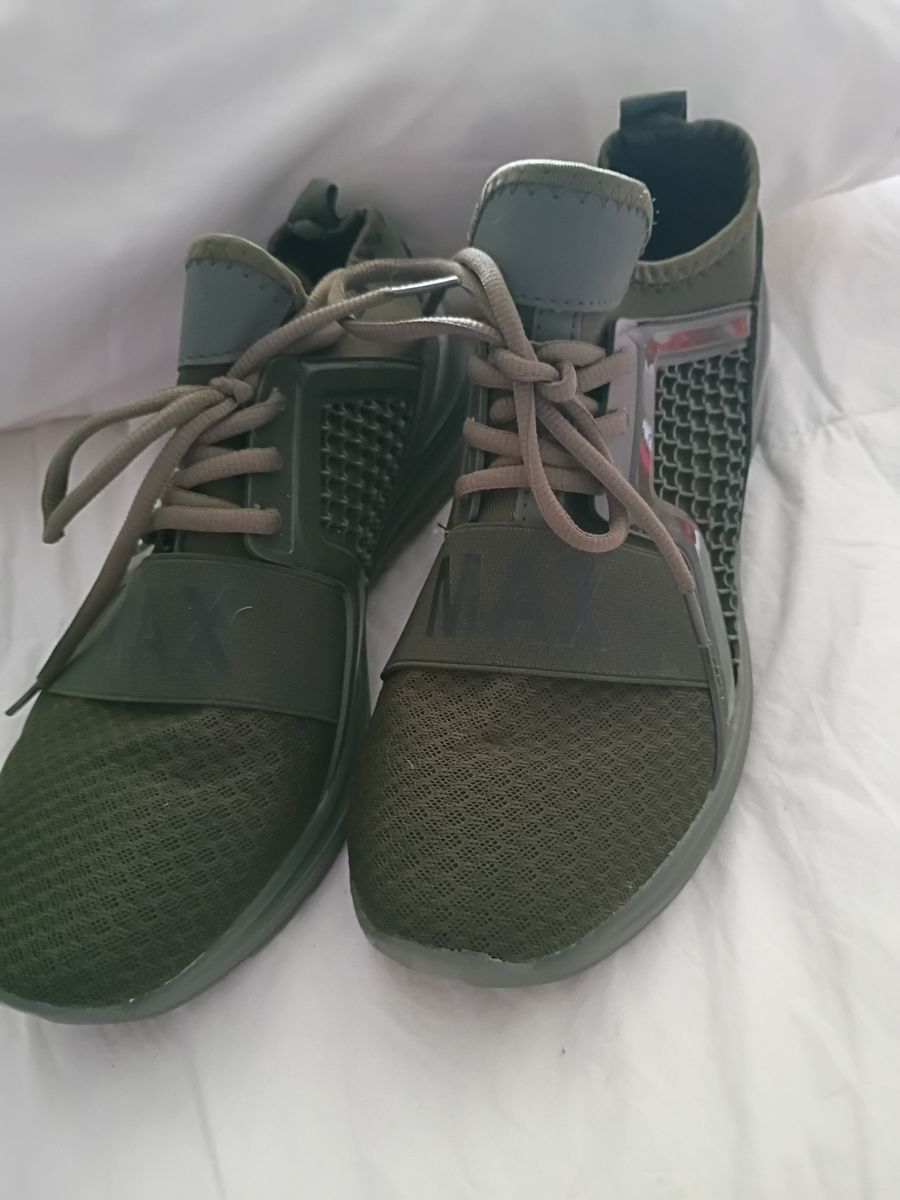 Men's Size 9 Olive Green Olive MAX Athletic Sneakers
