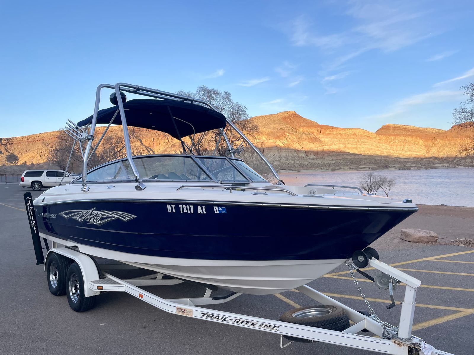 Monterey 214FS 21ft Boat 2008