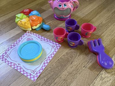 LeapFrog Musical Rainbow Tea Party Playset with Teapot, Cups, and Cake