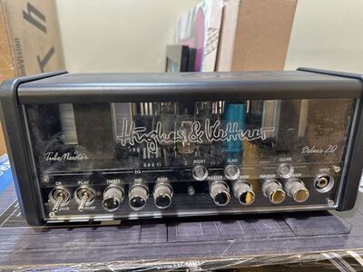 Hughes & Kettner Tubemeister Deluxe 20 Amp Head