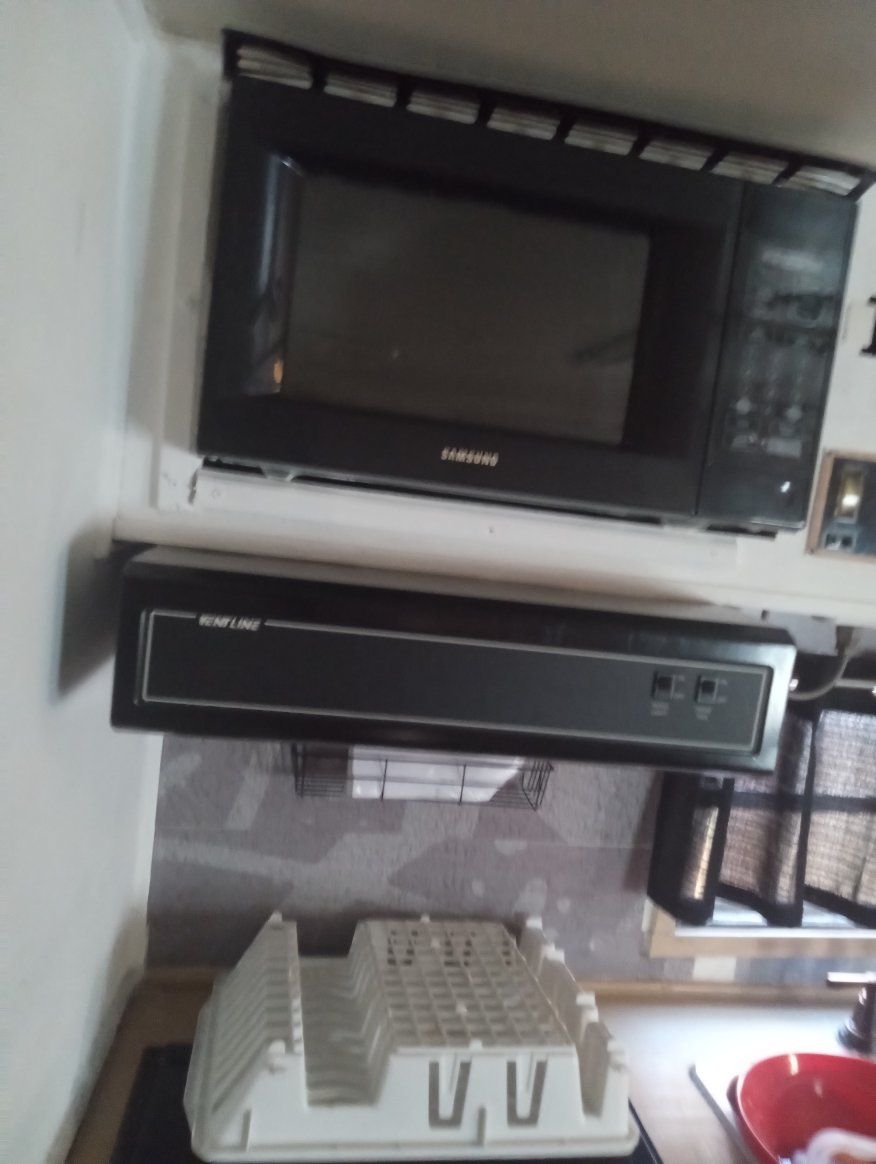 Main image 6