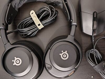 SteelSeries Nova 1 & Logitech G203