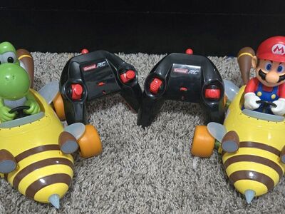 Mario & Yoshi Control Car