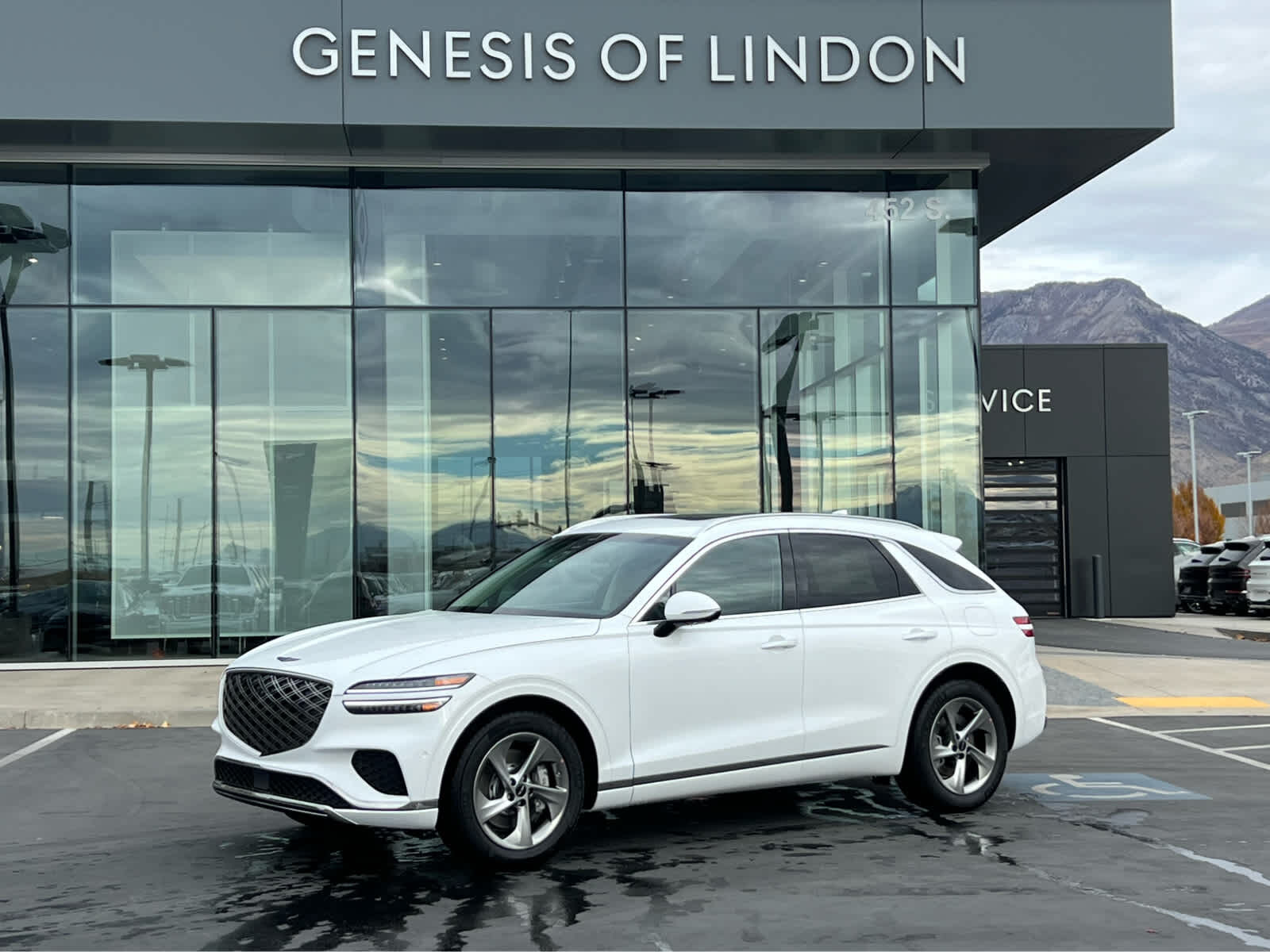 2026 Genesis GV70 2.5T Advanced