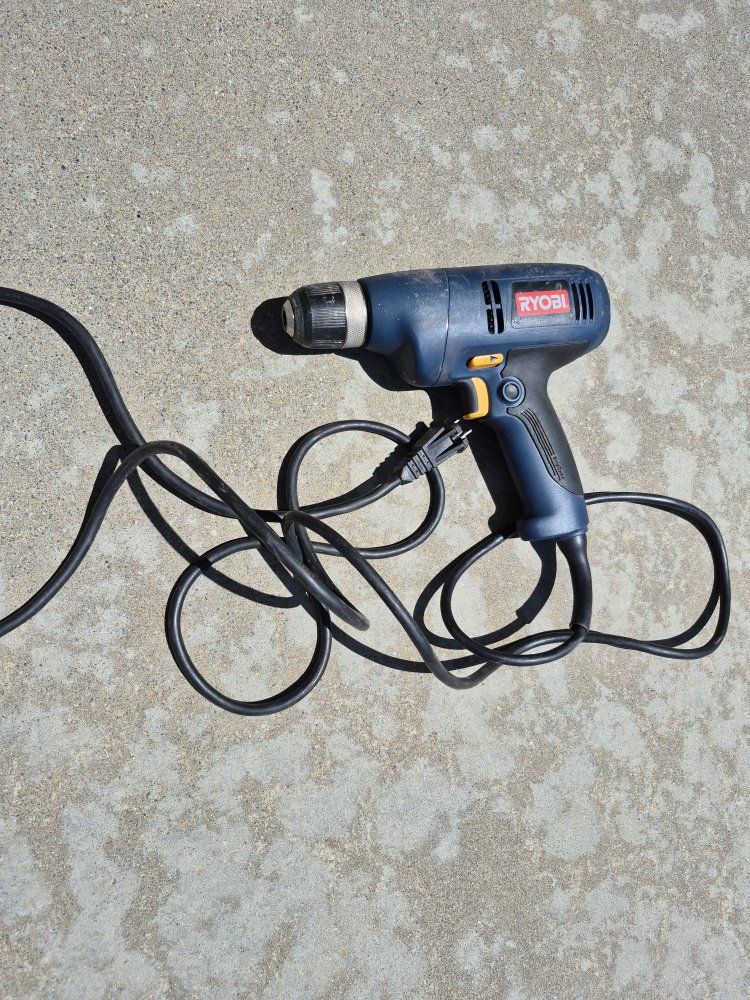 RYOBI D41 3/8 in. Corded Drill  4.5A 0-1600 RPM