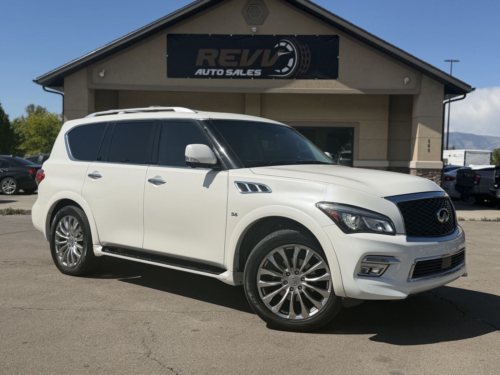 2015 Infiniti QX80 Sport