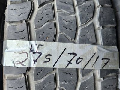 275/70r17 cooper discoverer at3