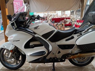 2016 Honda ST1300PA
