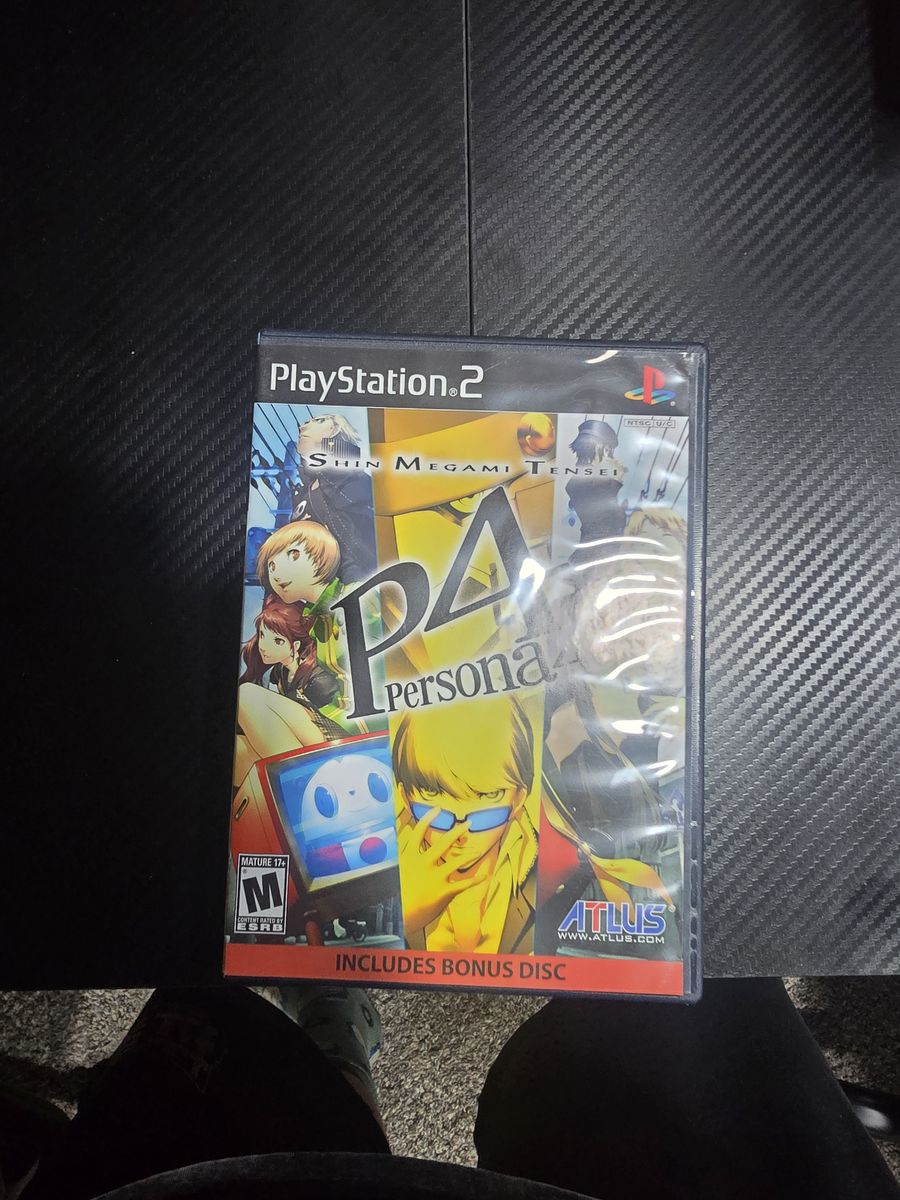 Original Ps2 Persona 4 w/ manual