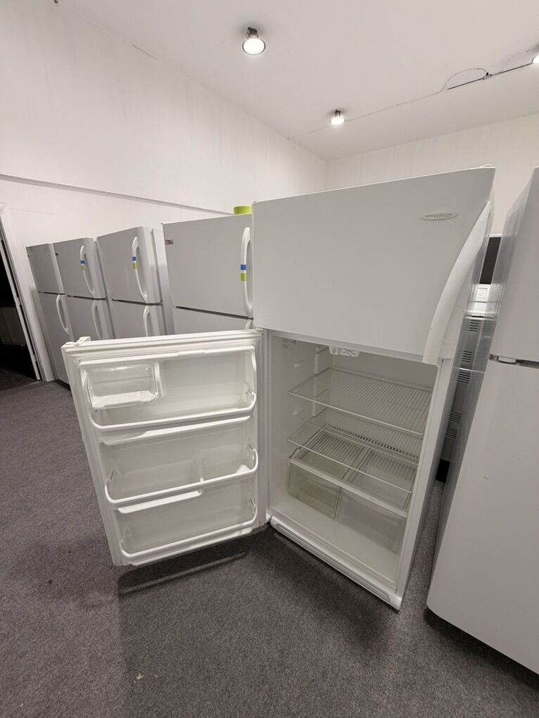 Top-Freezer Refrigerator