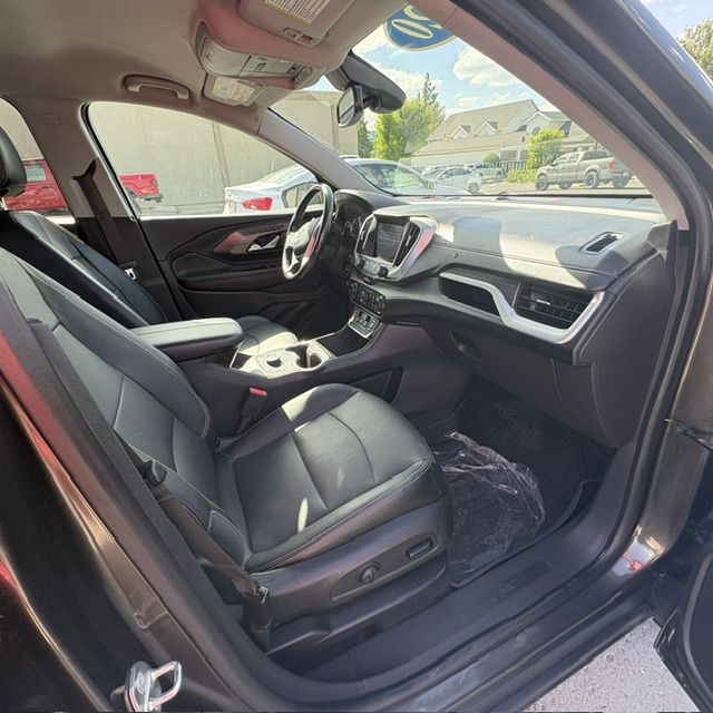 Main image 7