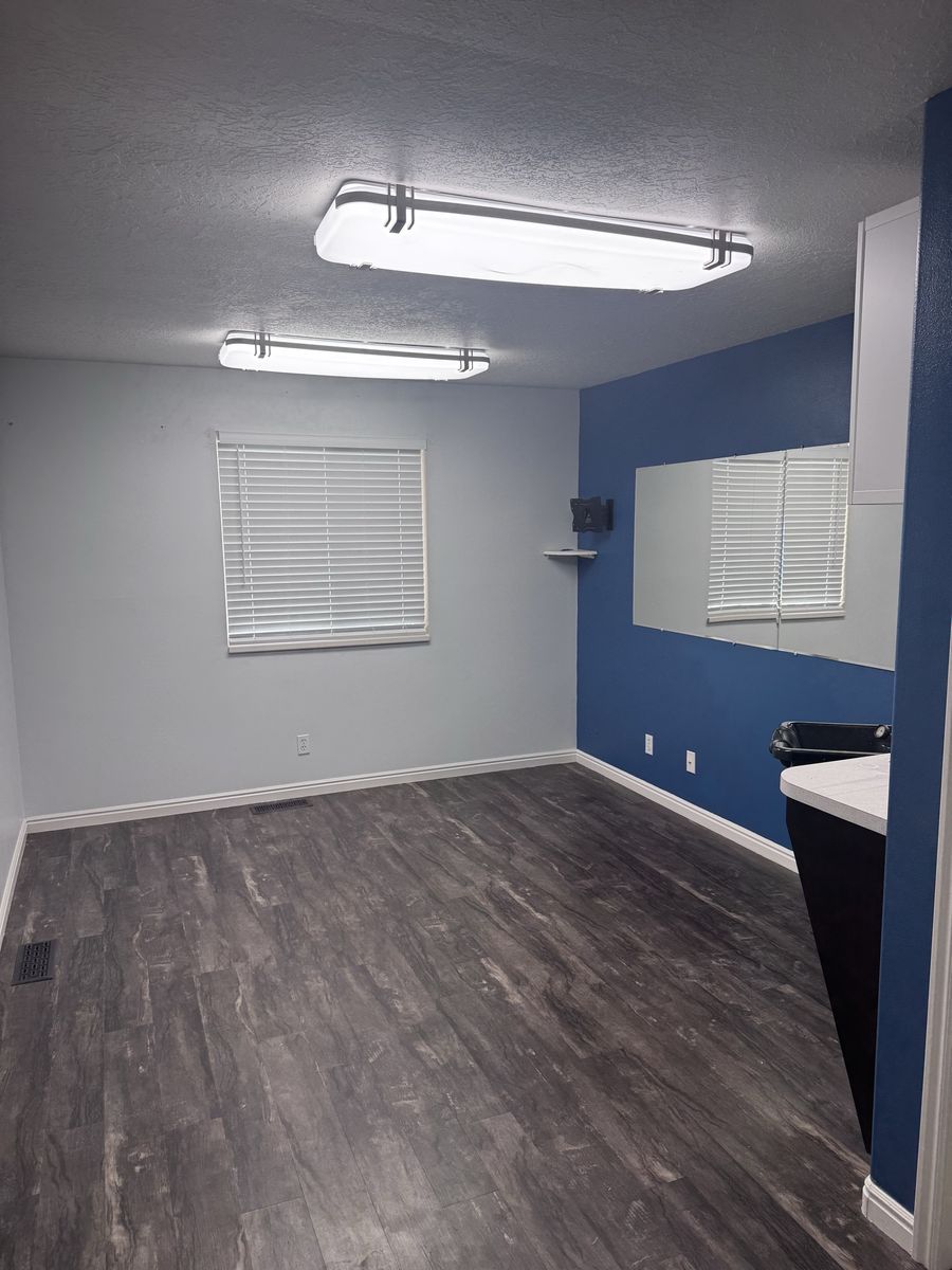 Salon space for rent
