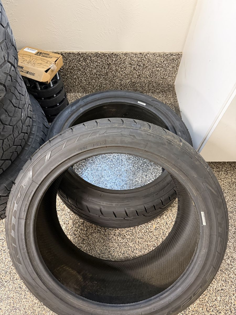 Nitto NT555 G2 275/40ZR20